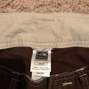 North face hiking bootcut pant in brown size 4